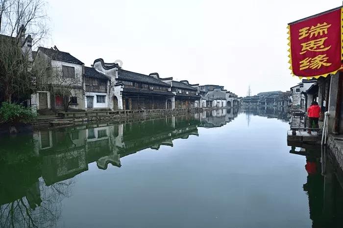西媒:皇马有意结束门将轮换,确立卢宁的主力位置